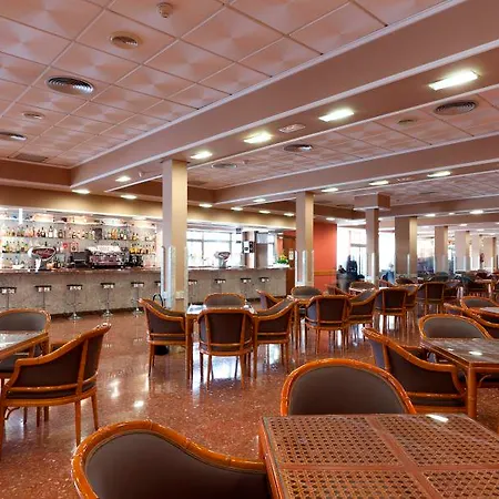 Hotel Cabana 호텔 베니돔