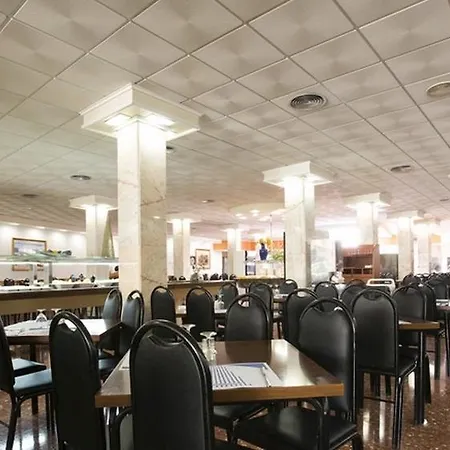 호텔 Hotel Cabana 3*