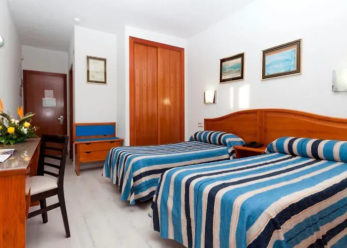 Hotel Cabana بينايدورم