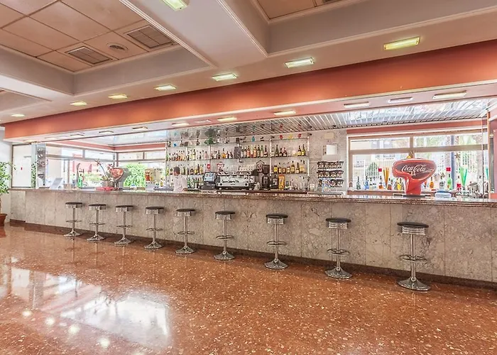 فندق Hotel Cabana