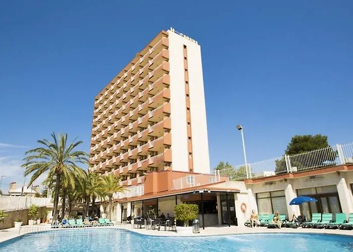 فندق Hotel Cabana 3*