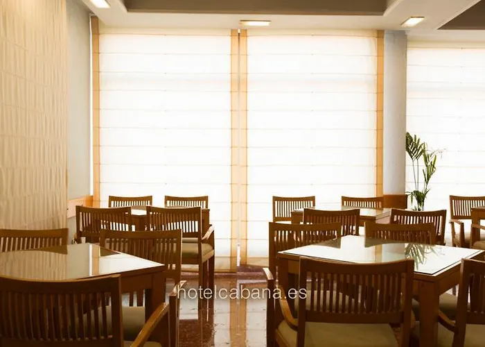 Hotel Cabana فندق بينايدورم