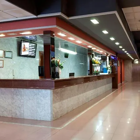 Hotel Cabana فندق بينايدورم