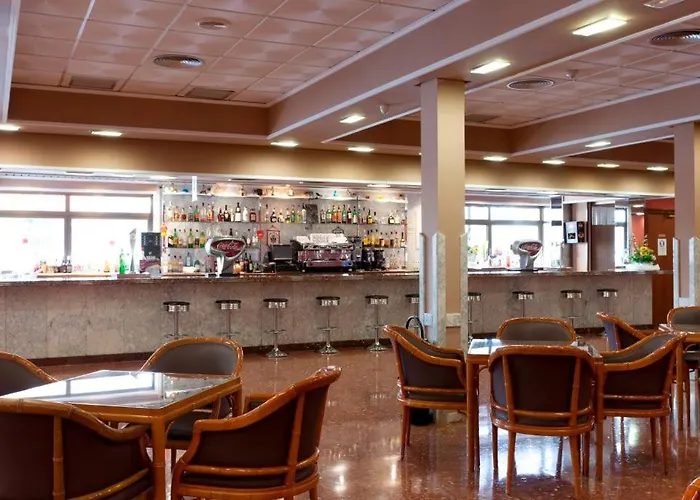 Hotel Cabana Отель 3*