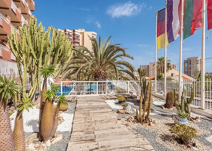 Отель Hotel Cabana Бенидорм