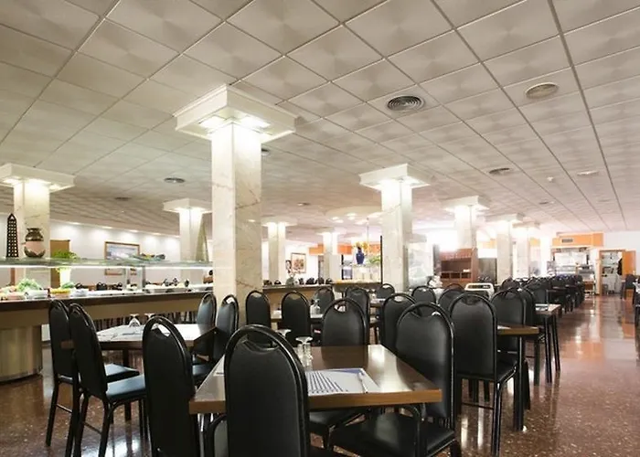 Отель Hotel Cabana 3*